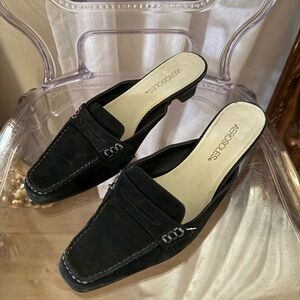 Aerosole Black Suede Point Loafer Mules Good Condition Sz 8